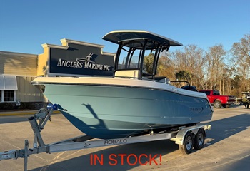 2026 Robalo R222 Explorer Atlas Blue Boat